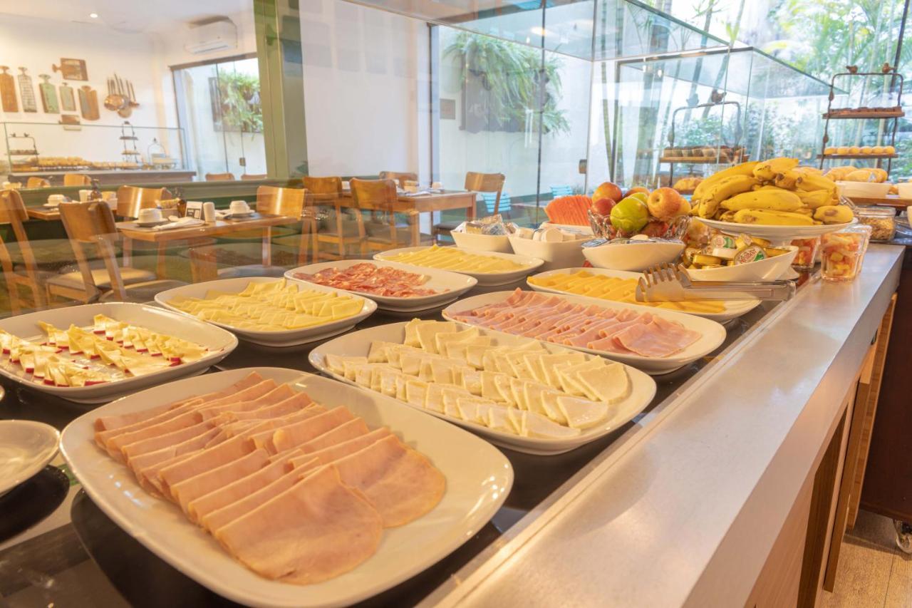 Radisson Oscar Freire Ξενοδοχείο Σάο Πάολο Εξωτερικό φωτογραφία A buffet at a hotel